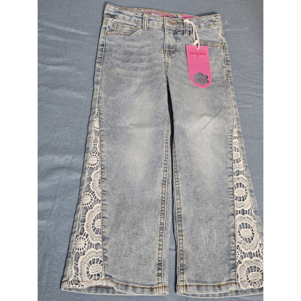 Beautees by Amy Byer Girls Side Lace Inset Flare Jeans. Sz 4